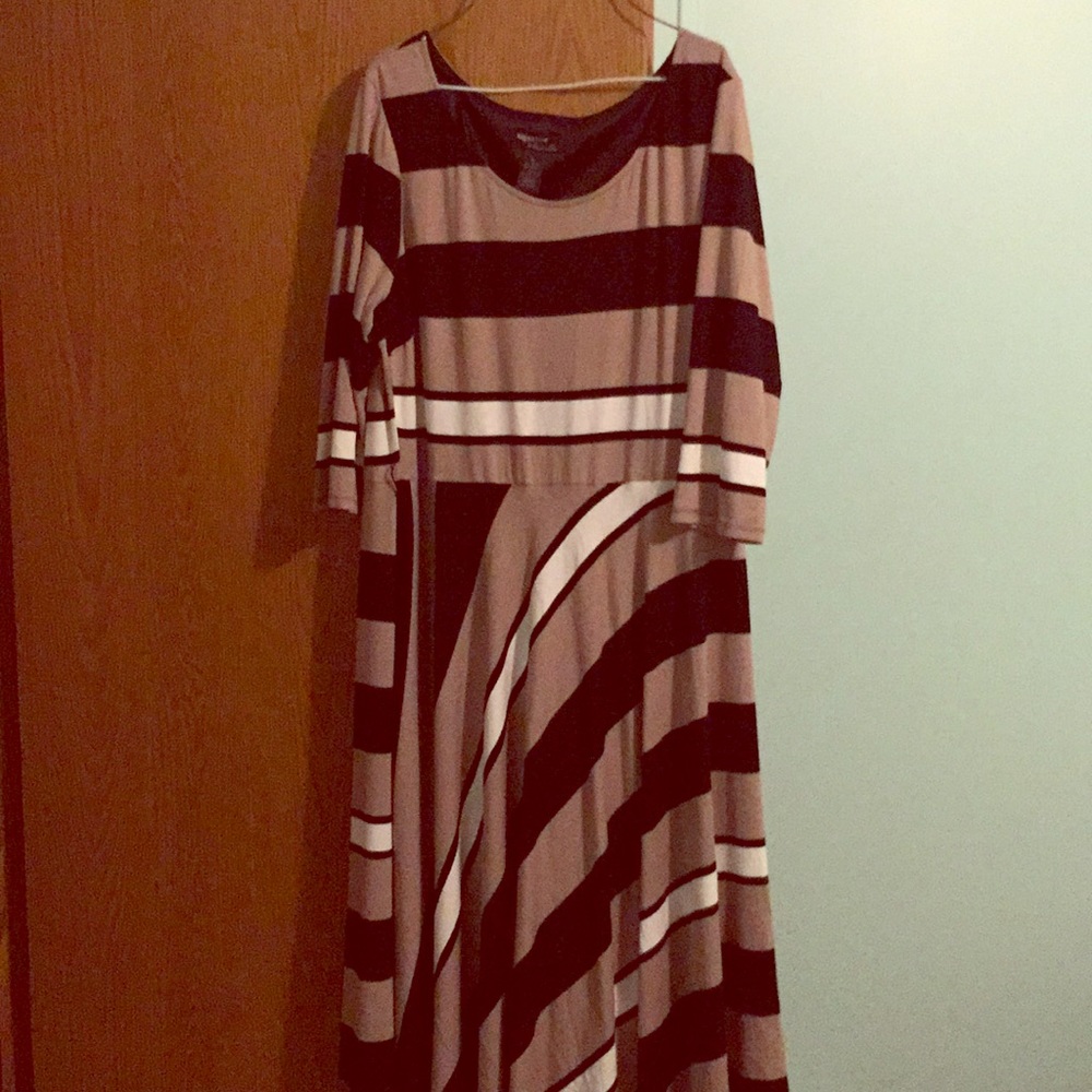 Robbie Bee Dress